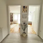 Casa Luma Cozy & Stylish Flat, 10 Min To Center, Free Parking Apartament Sarajewo