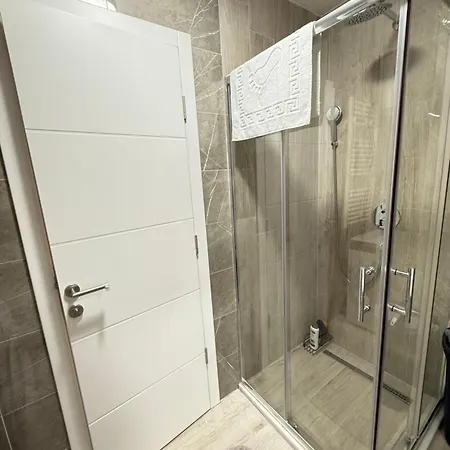 شقة Casa Luma Cozy & Stylish Flat, 10 Min To Center, Free Parking *