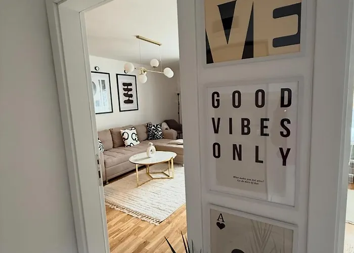 Casa Luma Cozy & Stylish Flat, 10 Min To Center, Free Parking Lägenhet *