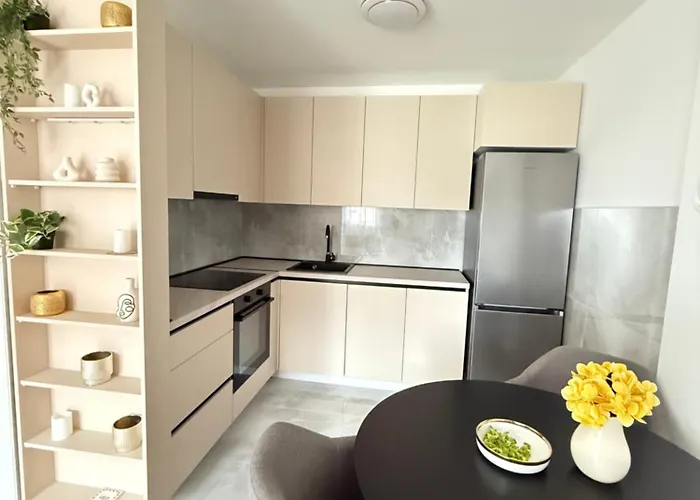 Casa Luma Cozy & Stylish Flat, 10 Min To Center, Free Parking * Sarajevo